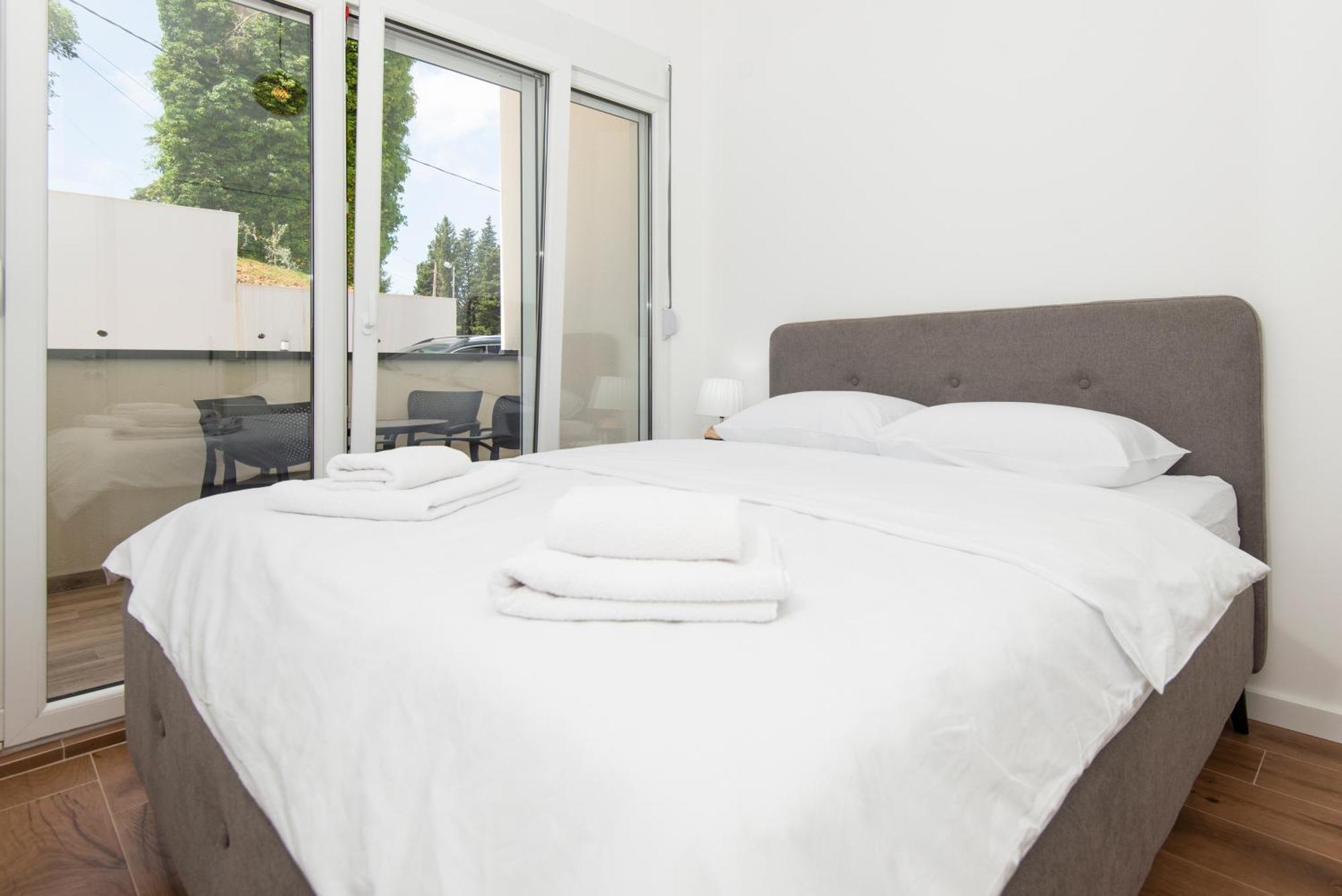 Al Mare Apartments 科托尔 外观 照片