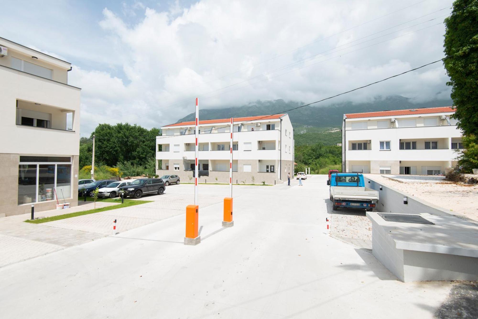 Al Mare Apartments 科托尔 外观 照片